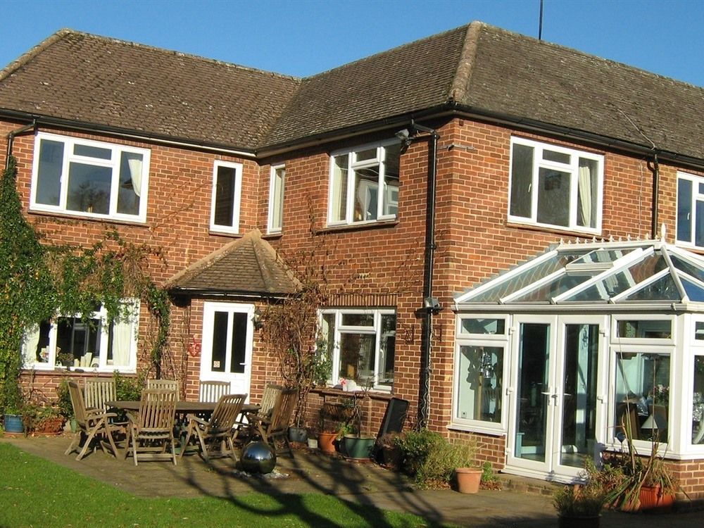 Savannah Bed And Breakfast Virginia Water Exterior foto